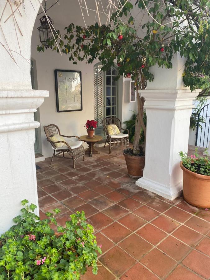 Pueblo Andaluz Marbella Club Btq Apt Apartment ภายนอก รูปภาพ